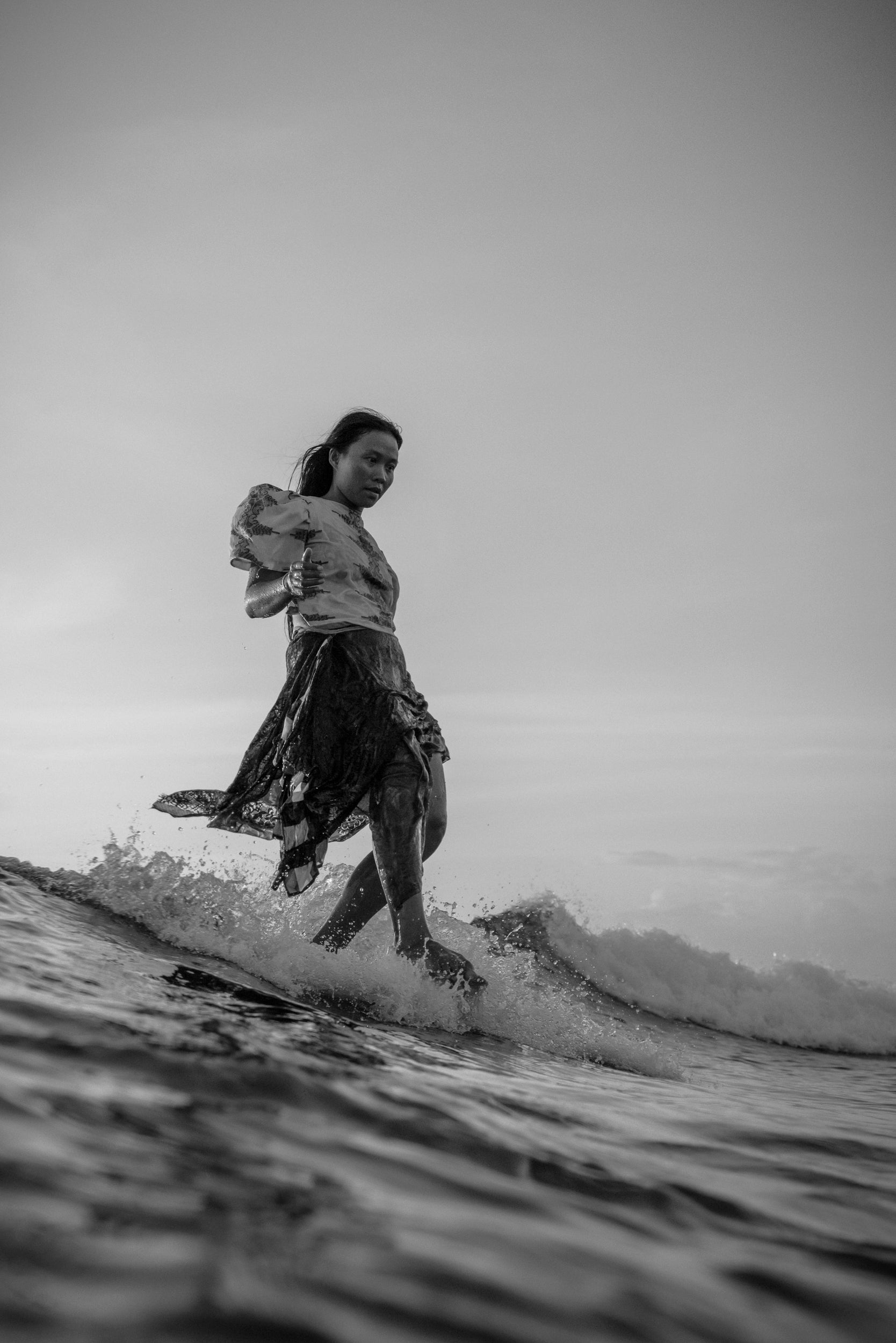Aping 03 | Black and White