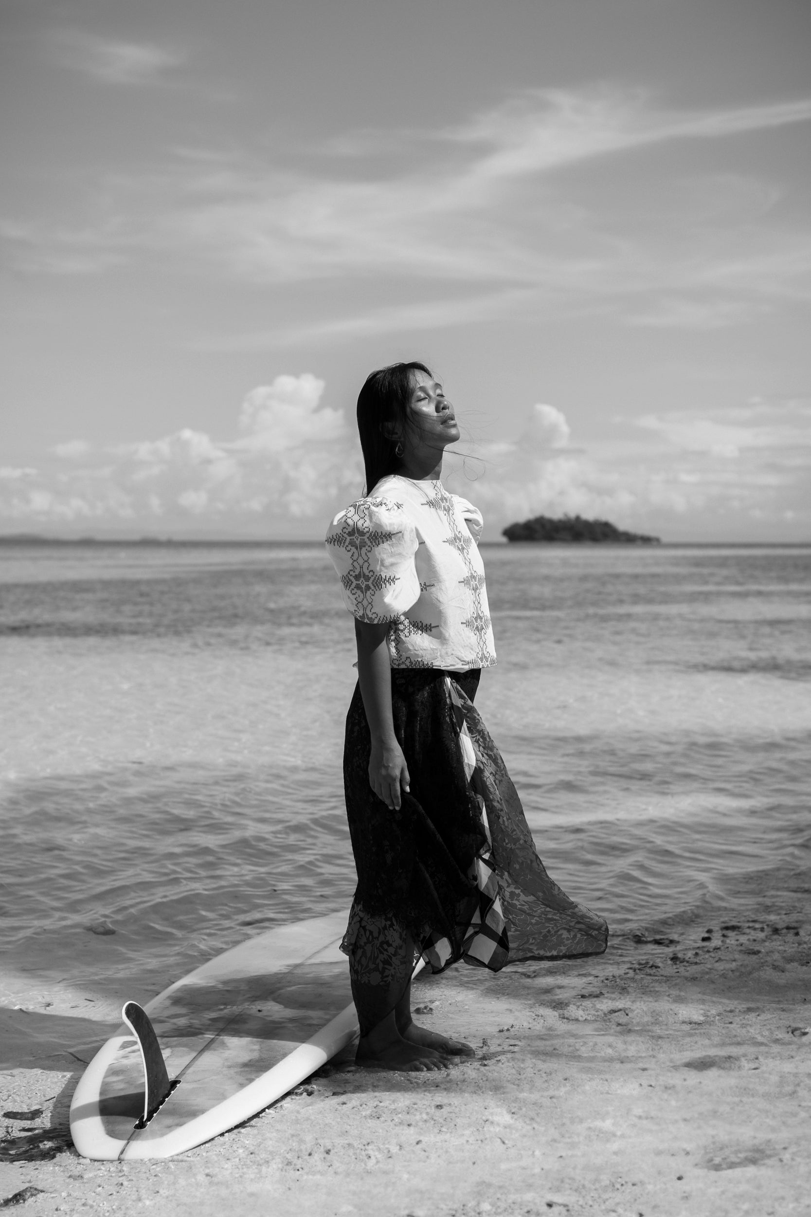Aping 05 | Black and White